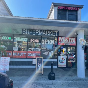 M & M Supermarket: Supermercado con productos frescos, ofertas y descuentos