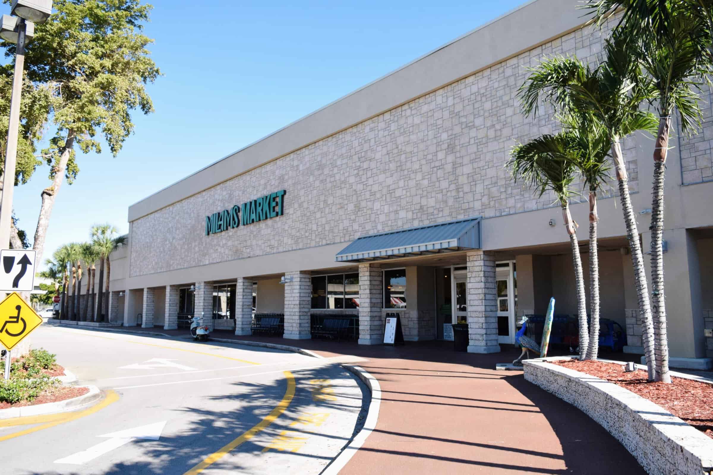 Milams Market en Coconut Grove: Mercado de Productos Frescos y Delicias Tropicales en Florida