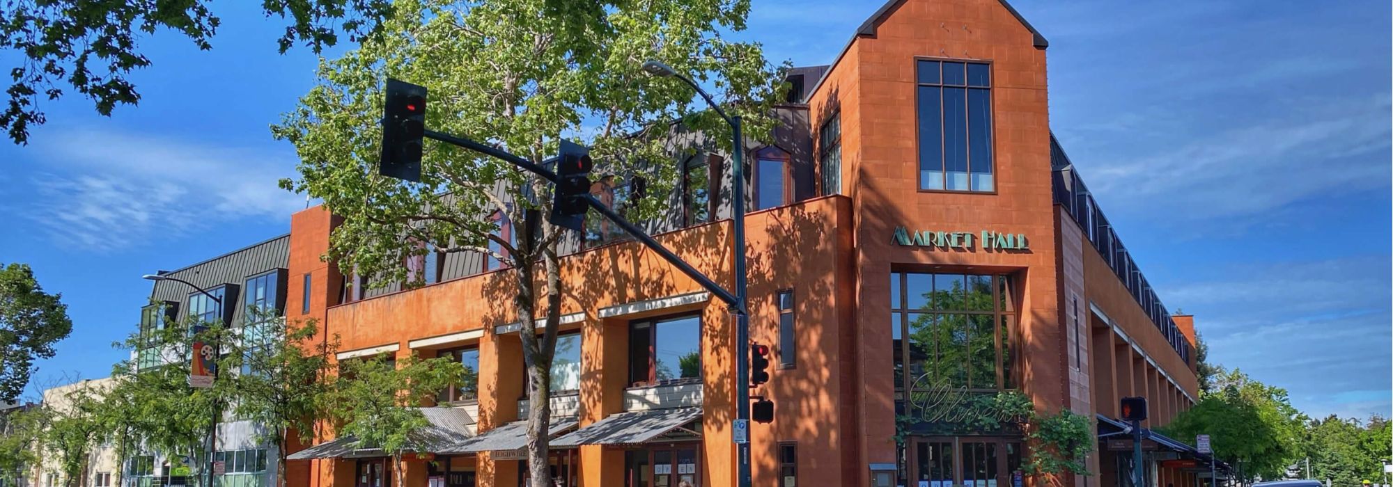 Rockridge Market Hall: Mercado gastronómico en Oakland, tiendas artesanales y delicias locales