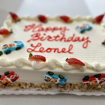 Fresa Bakery: Deliciosa tarta de fresa artesanal – Pastelería fresca y dulce en cada bocado