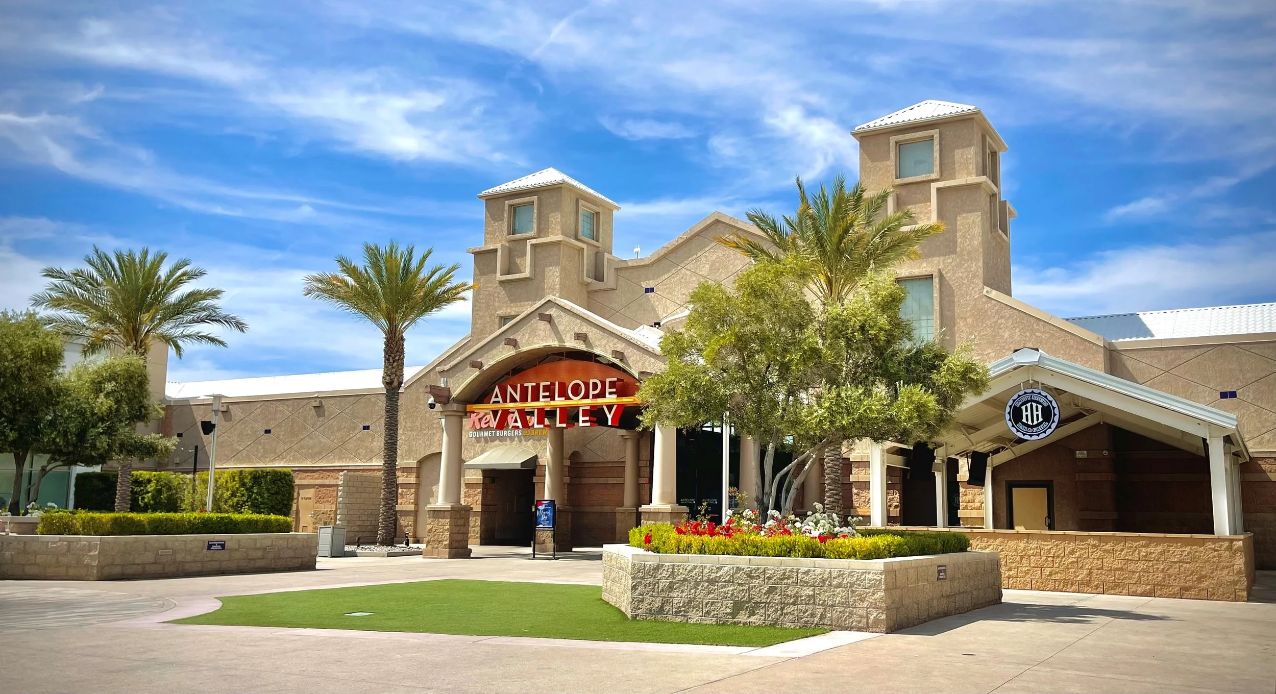 Antelope Valley Mall: Centro Comercial en California con Tiendas de Moda y Entretenimiento