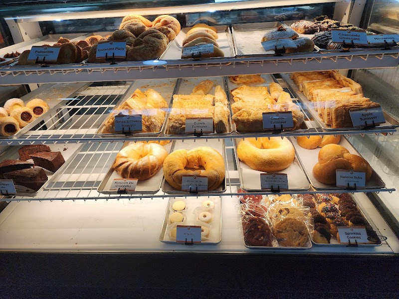 Fortuna Bakery & Coffee en Loop West: Café y Panadería Artesanal