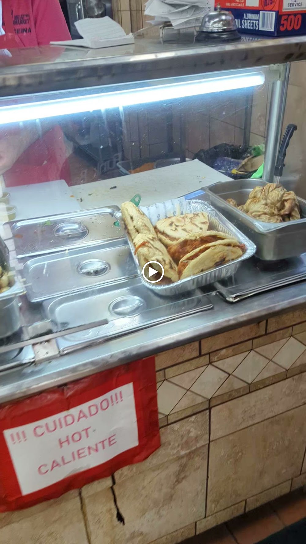 4 Way Meat Market La Reyna #1 – Carnes premium, calidad y frescura en tu mesa