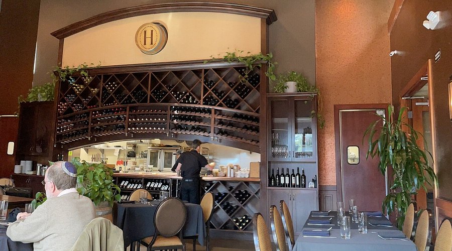 Tierra Sur en Herzog Wine Cellars: Viñedos Premium y Experiencia de Cata en España