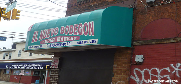 El Nuevo Bodegón: Pintura contemporánea de frutas y objetos cotidianos, colores vibrantes