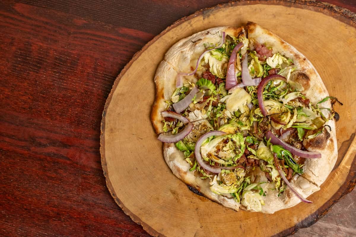 Ladrillos y Abedul: Inspiración de Diseño Interior con Texturas Naturales y Modernas