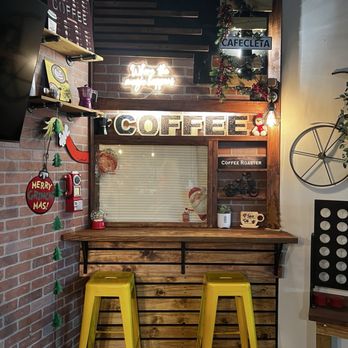 Cafecleta Coffee Shop – Café boutique, arte latte y ambiente acogedor en el corazón de la ciudad
